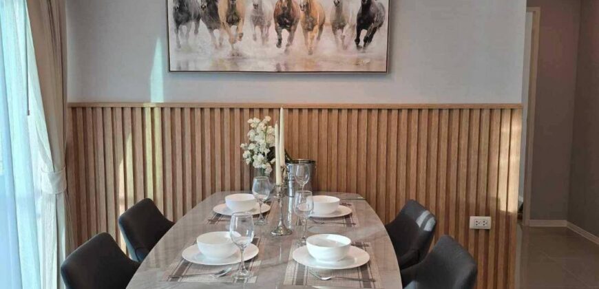 Jomtien Sea View Condo for Sale